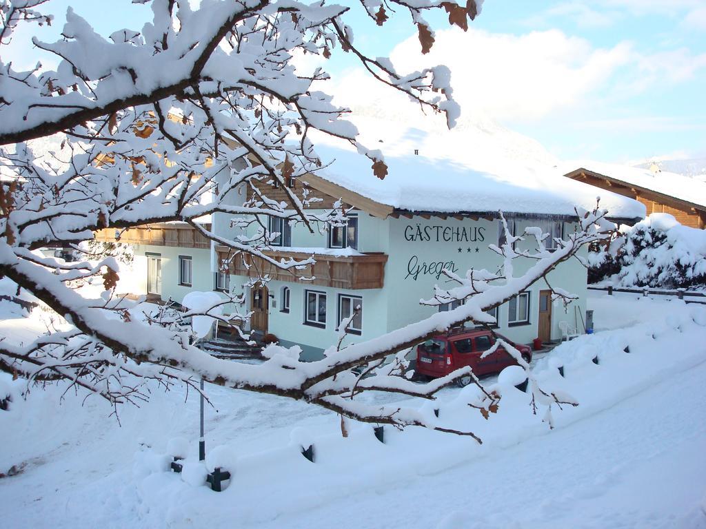 Gaestehaus Greger Acomodação com café da manhã Sankt Johann in Tirol Exterior foto